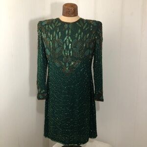 Women’s Vintage Green Dress. Size PL.
Braemar Petites